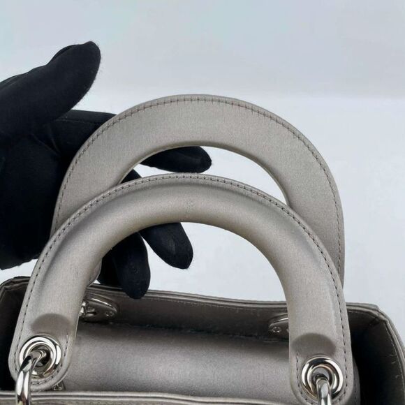 Dior Women Pre-Loved Bag Very Good Condition - Picture 7 of 9
